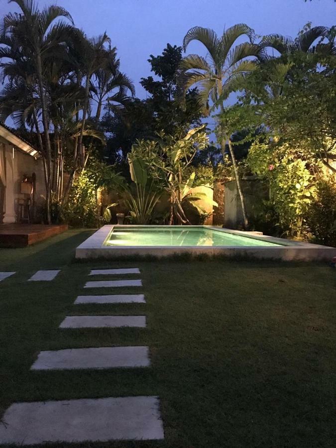 Villa Jalun Seminyak Exterior foto